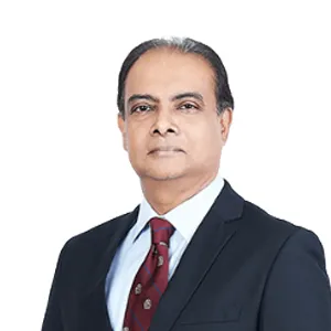 Dr. Ravi Chandran