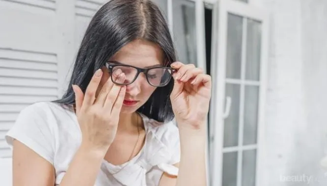 Cara Mengurangi Ketergantungan Kacamata Secara Aman