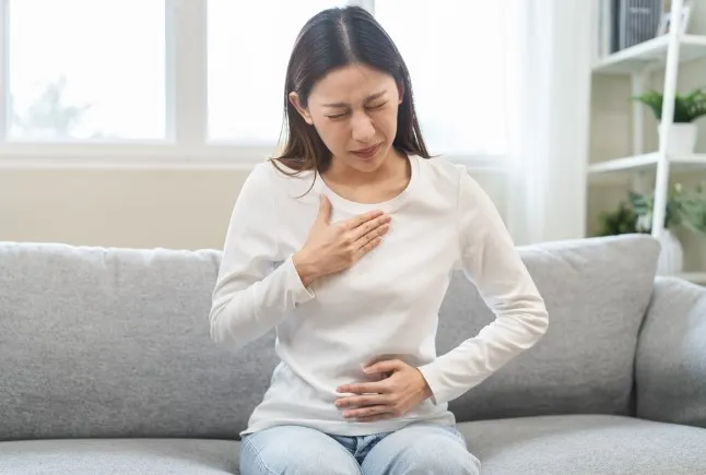 GERD vs Dispepsia, Apa Bedanya dan Mana Lebih Berbahaya?