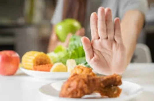 Makanan yang Harus Dihindari oleh Penderita Gastritis
