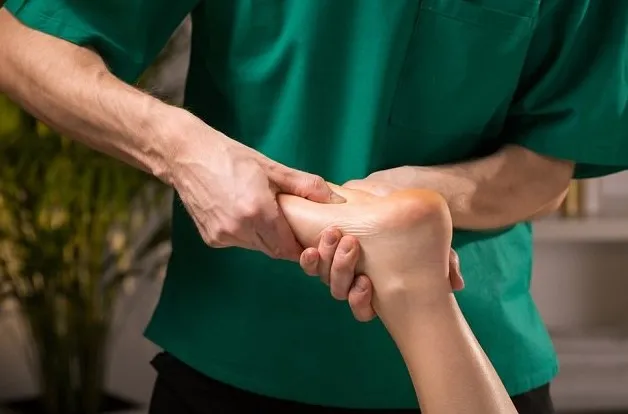 Terapi Pemulihan Pasca Stroke di Island Hospital Penang
